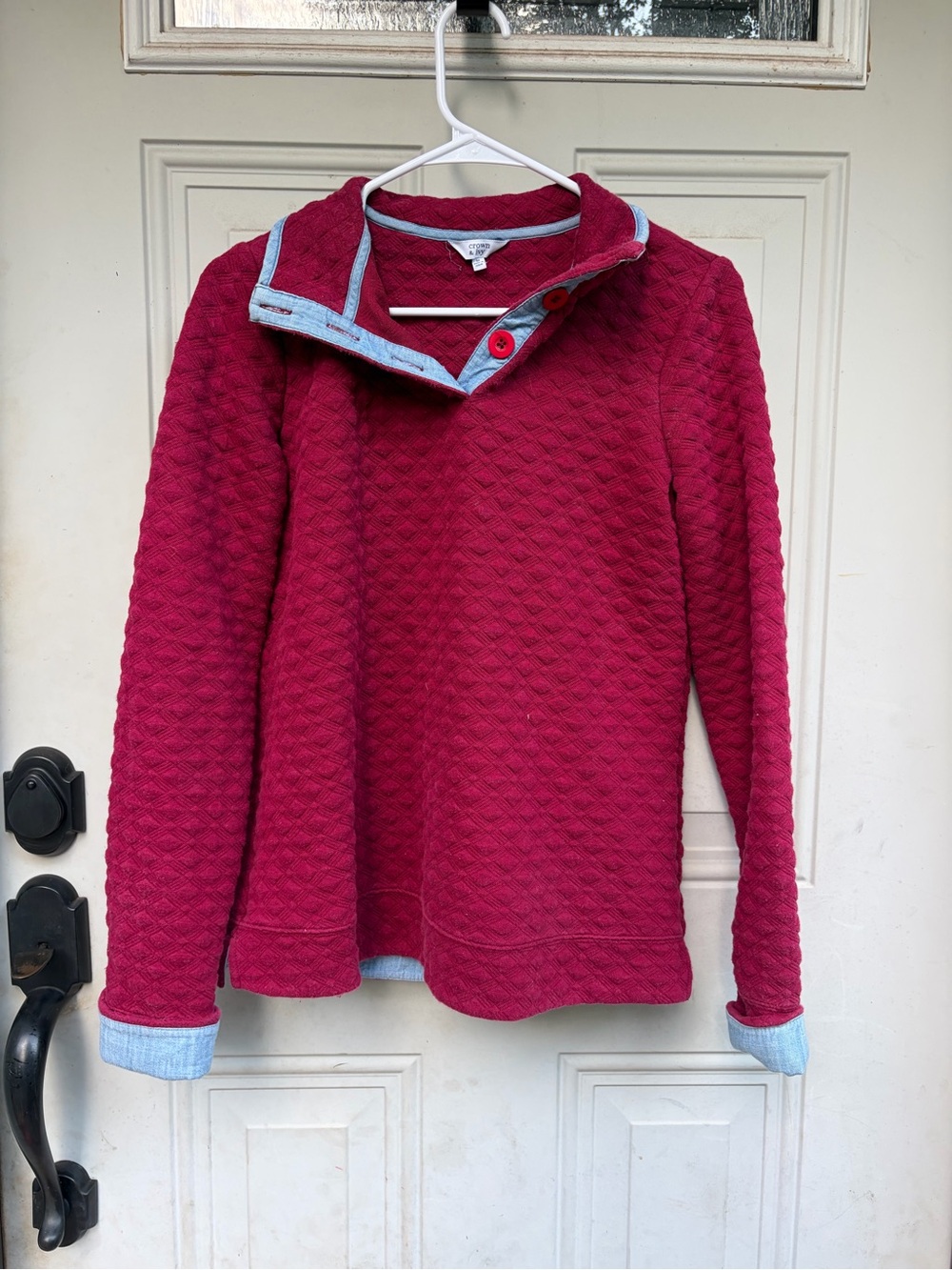 crown & ivye Raspberry Textured Funnel Neck Sweater with Contrast Trim